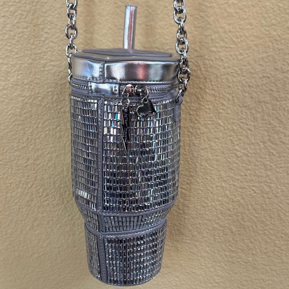 Betsey Johnson Kitsch Hydration Honey Disco Tumbler Crossbody Bag Like New! - Picture 6 of 13